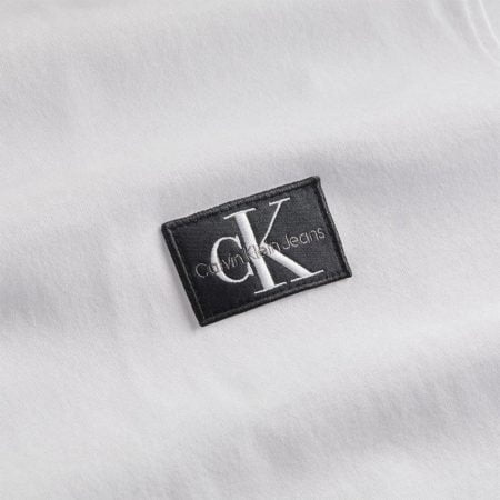 Calvin Klein Shrunken Badge Tee - Bright White