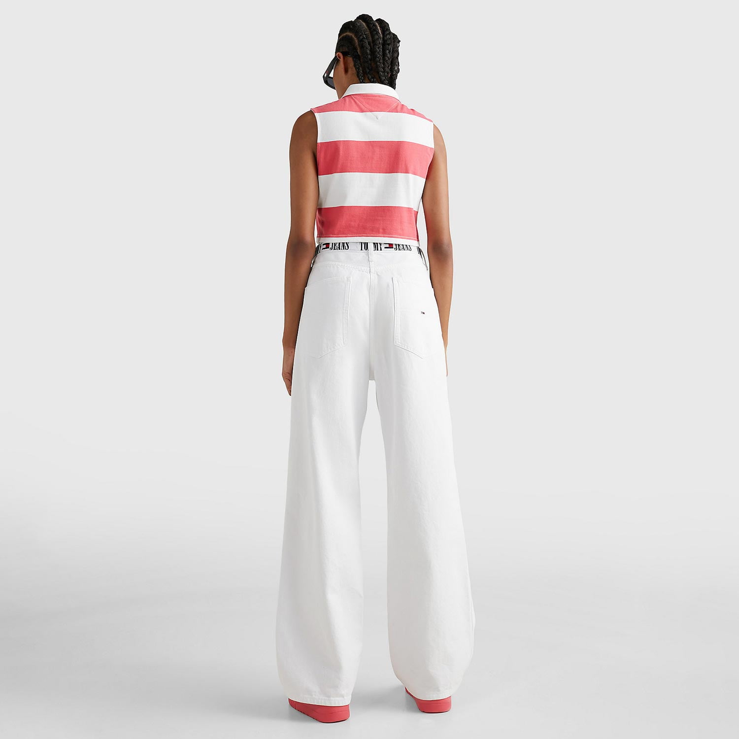 Tommy Jeans Women's Crop Badge Stripe Sleeveless Polo - Laser Pink/Multi