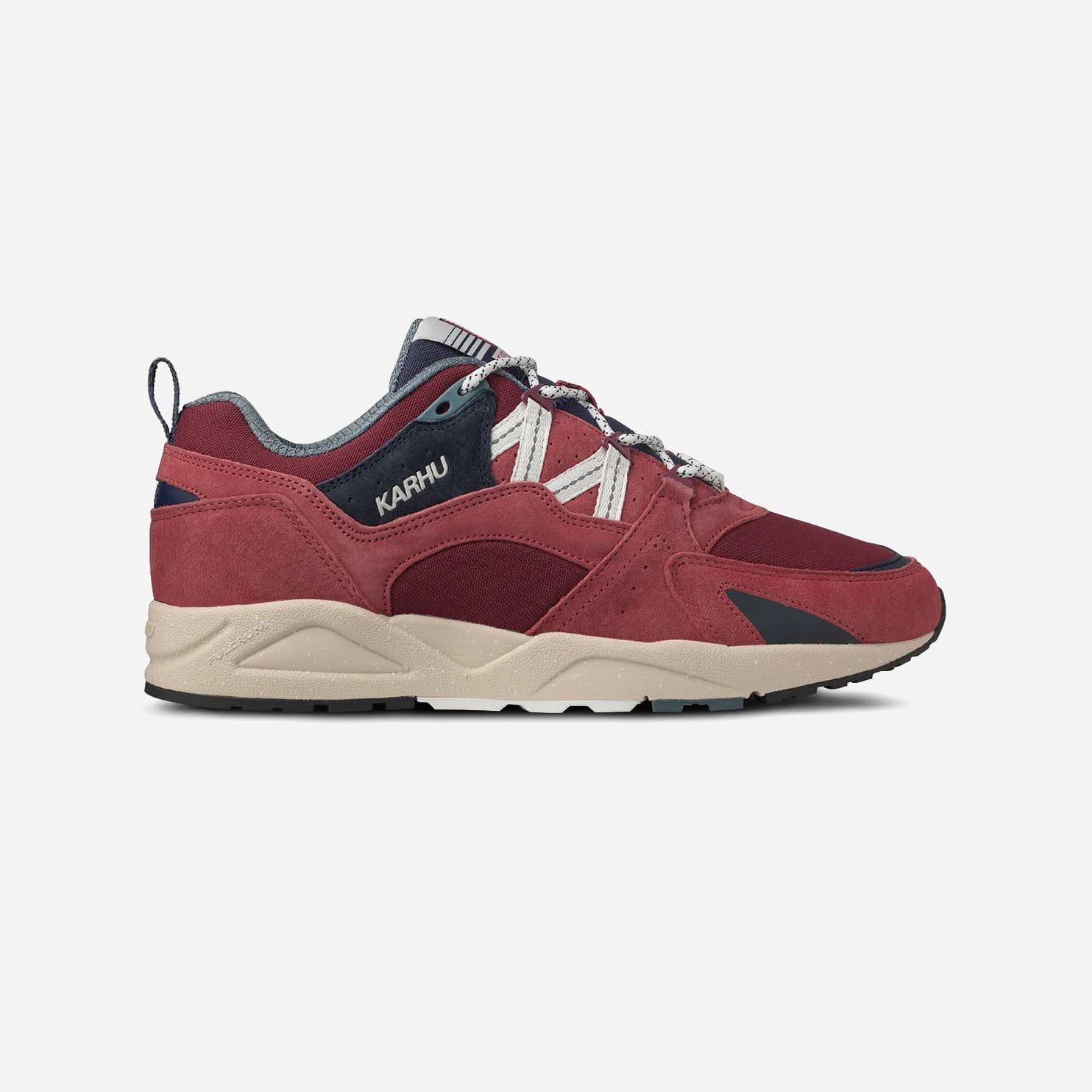 Karhu Fusion 2.0 Trainer - Mineral Red/Lily White