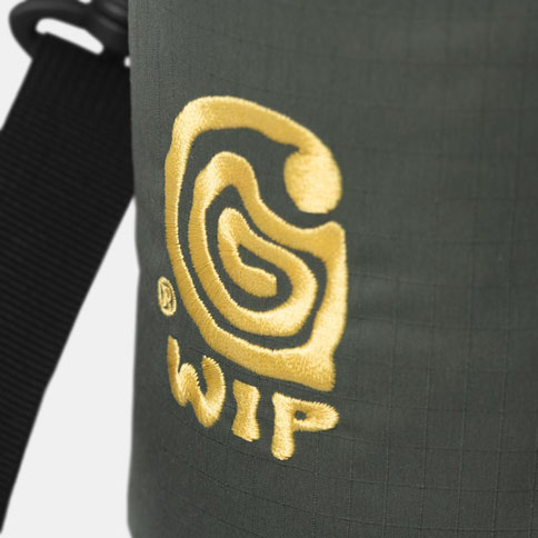 Carhartt WIP Helix Irwin Bag - Opuntia/Pale Olive Carhartt WIP Helix Irwin Bag - Opuntia/Pale Olive