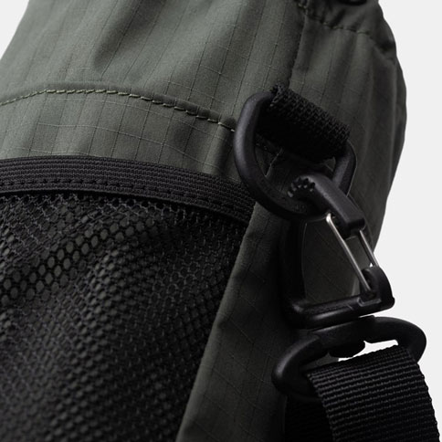 Carhartt WIP Helix Irwin Bag - Opuntia/Pale Olive Carhartt WIP Helix Irwin Bag - Opuntia/Pale Olive