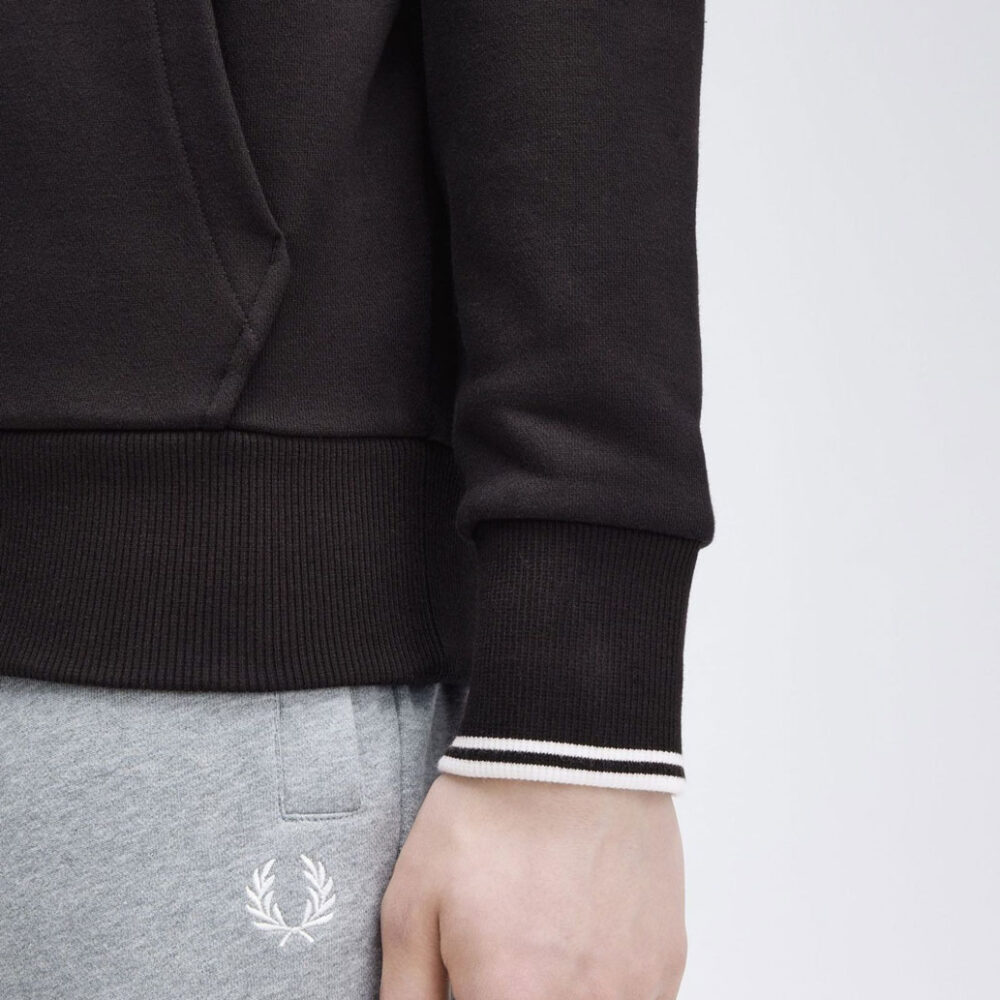 Fred Perry Tipped Hood - Black Fred Perry Tipped Hood - Black