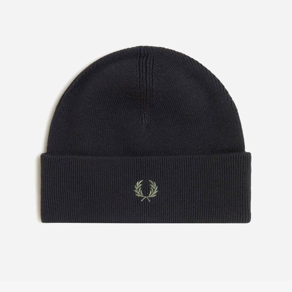Fred Perry Classic Beanie - Black/Laural Wreath Green Fred Perry Classic Beanie - Black/Laural Wreath Green