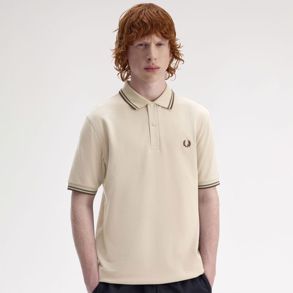 Fred Perry Twin Tipped Polo - Warm Oat/Court Green/Burnt Tobacco Fred Perry Twin Tipped Polo - Warm Oat/Court Green/Burnt Tobacco