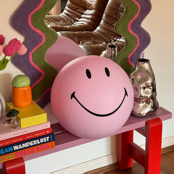 Mr Maria Smiley XL Lamp - Pink