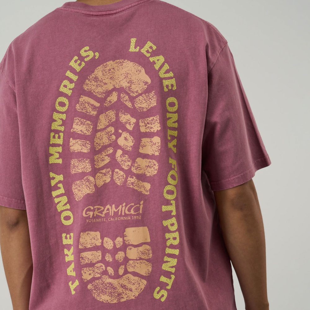Gramicci Footprints Tee Pigment Dyed - Red Pigment