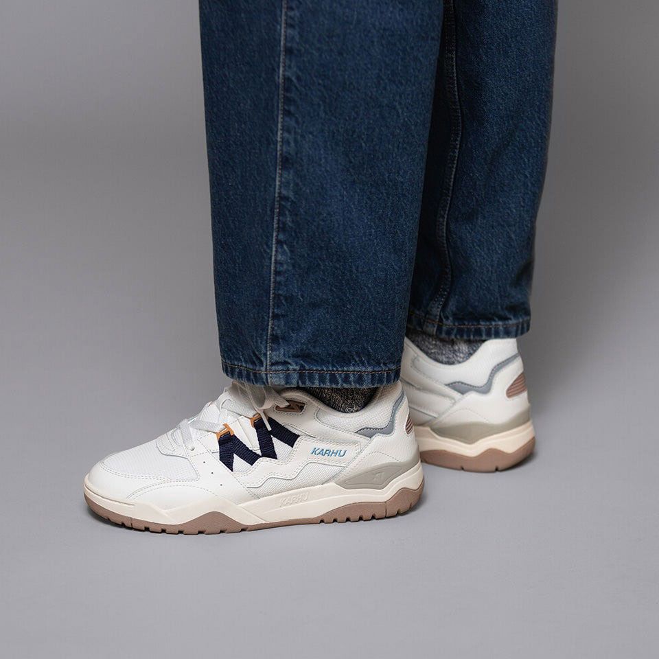 Karhu Fusion XT Trainer - Bright White/Naval Academy Karhu Fusion XT Trainer - Bright White/Naval Academy
