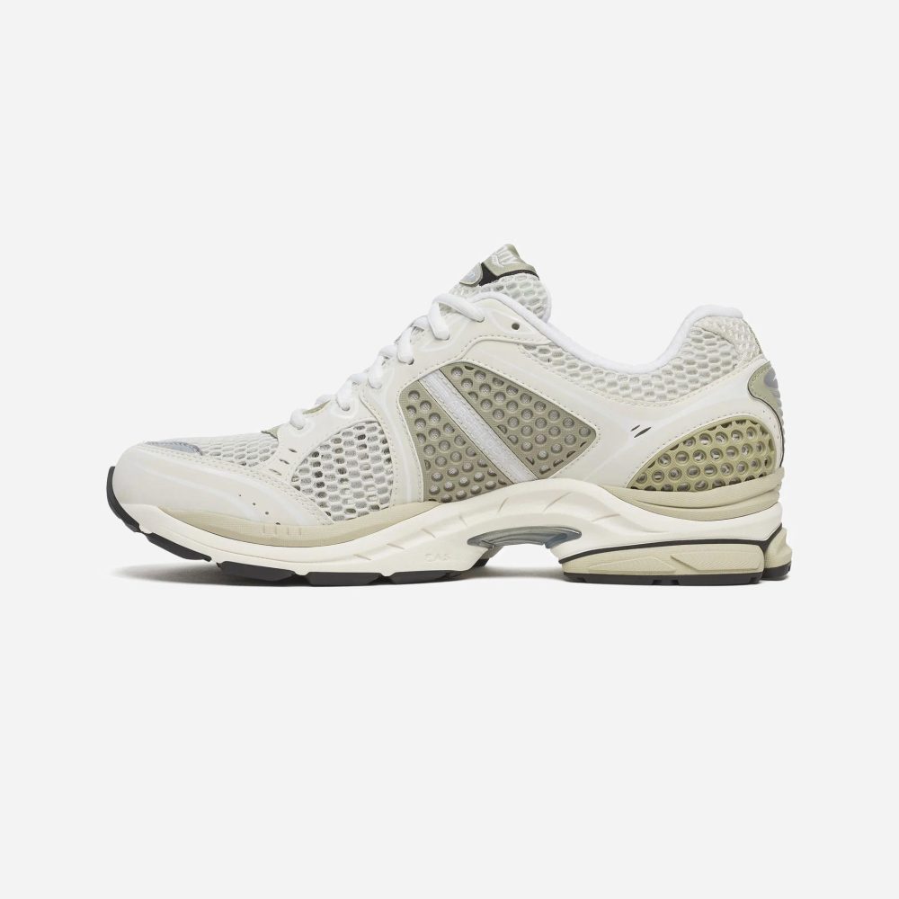 Saucony Progrid Triumph 4 Trainer - White Onyx/Elm