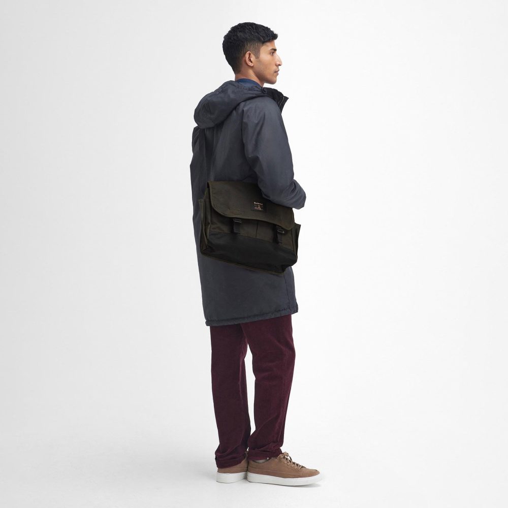 Barbour Field Wax Messenger Bag - Olive Barbour Field Wax Messenger Bag - Olive