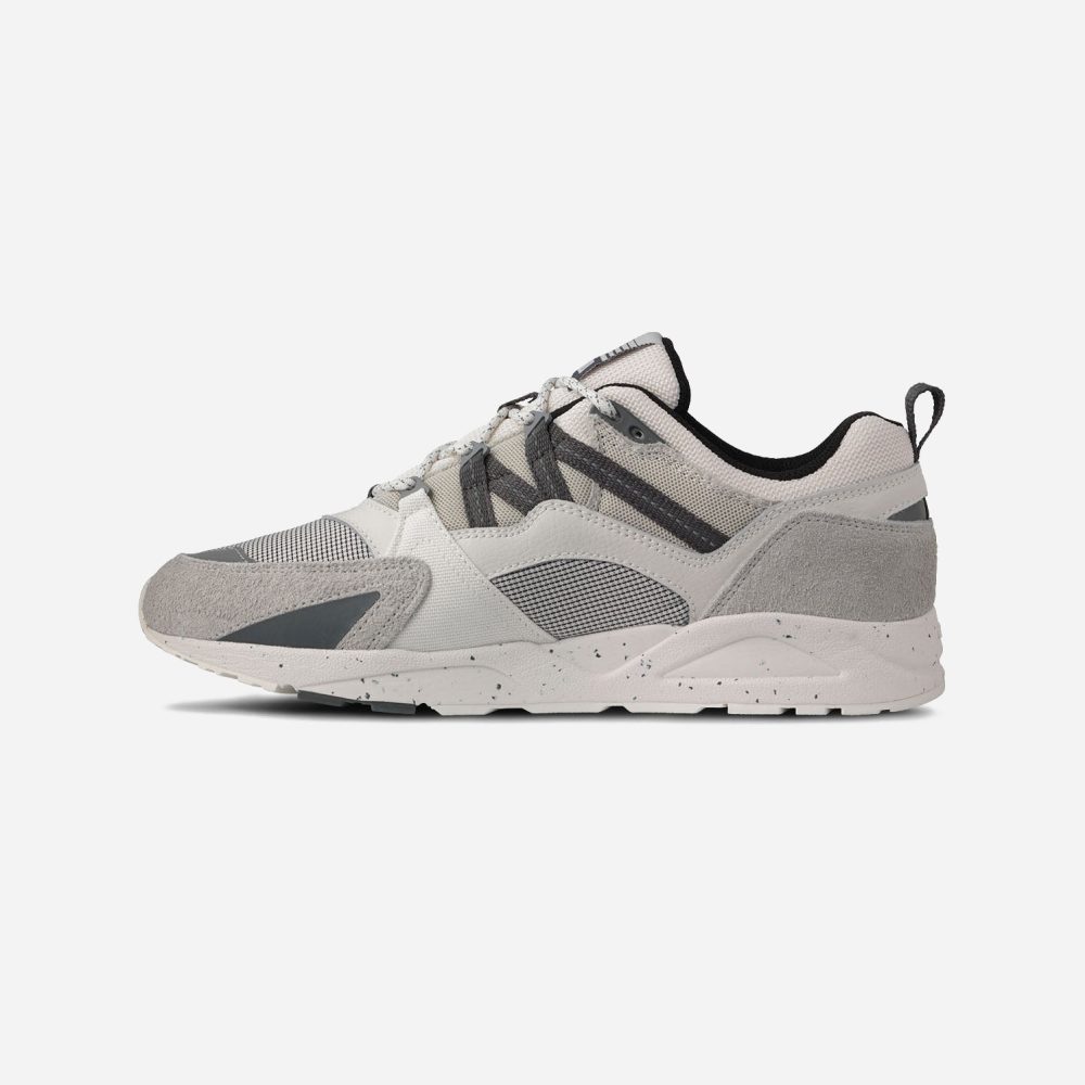 Karhu Fusion 2.0 Trainer - Foggy Dew/Turbulence