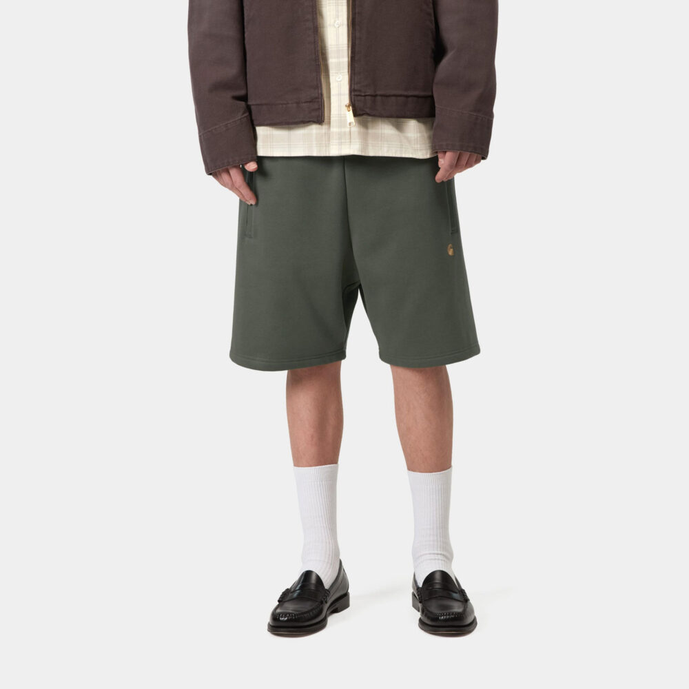 Carhartt WIP Chase Sweat Short - Leaf/Gold Carhartt WIP Chase Sweat Short - Leaf/Gold