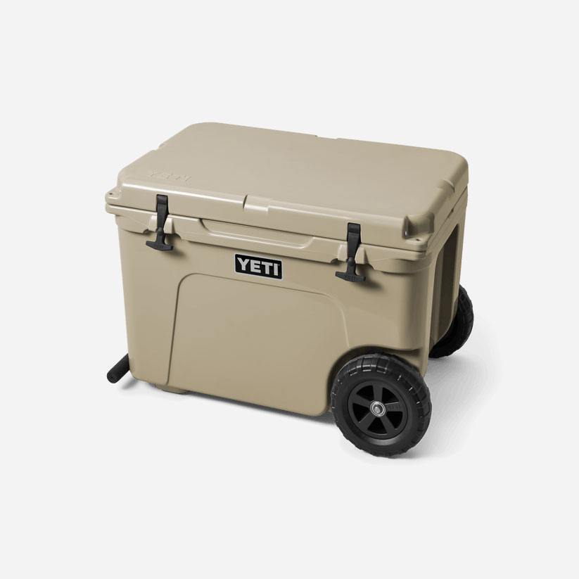 YETI Tundra Haul Wheeled Cool box - Desert Tan