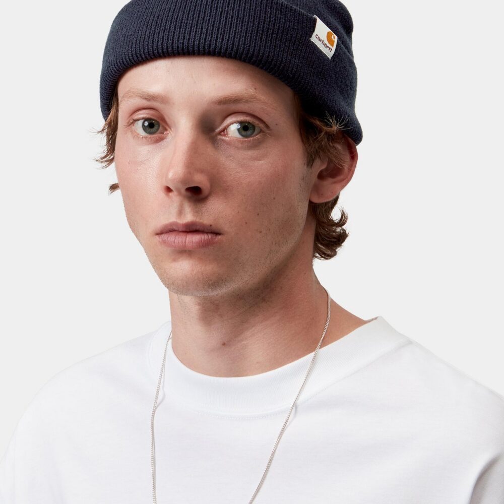 Carhartt WIP Stratus Low Beanie - Dark Navy Carhartt WIP Stratus Low Beanie - Dark Navy