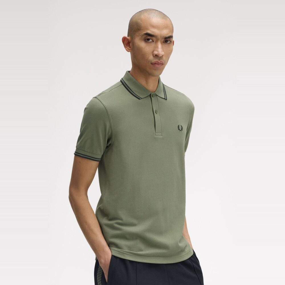 Fred Perry Twin Tipped Polo - Laurel Wreath Green/Black Fred Perry Twin Tipped Polo - Laurel Wreath Green/Black