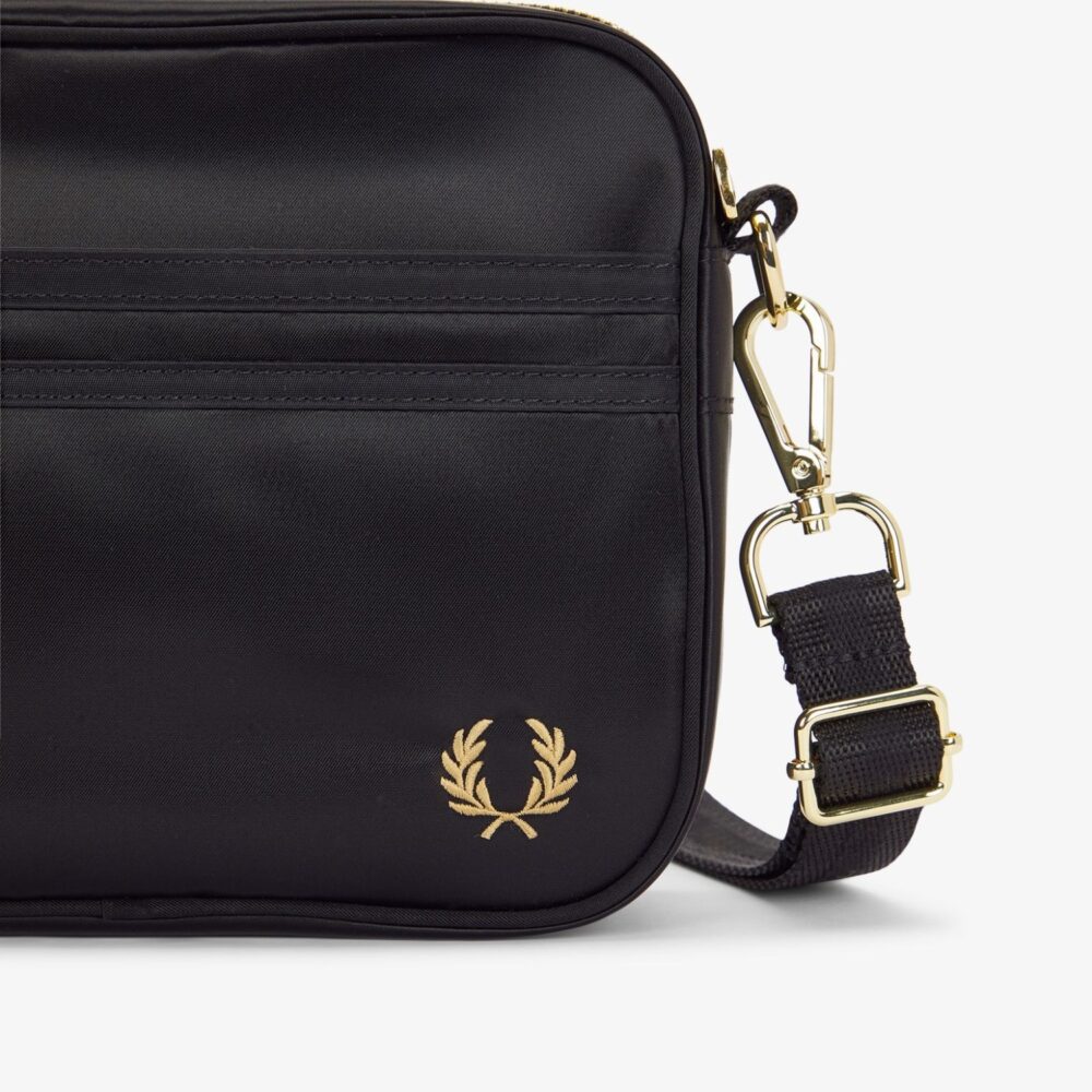 Fred Perry Women's x Amy Winehouse Amy Mini Shoulder Bag - Black