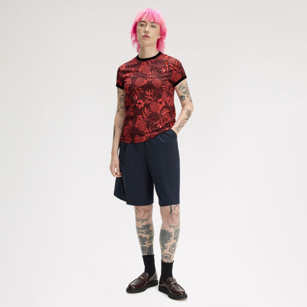 Fred Perry Women's x Amy Winehouse Printed Tee - Strawberry Cream Fred Perry Women's x Amy Winehouse Printed Tee - Strawberry Cream