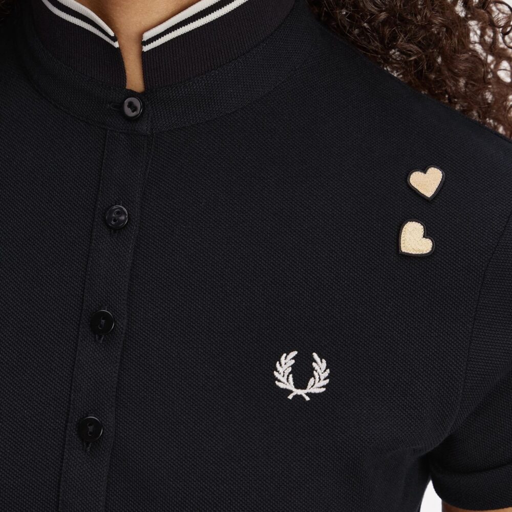 Fred Perry Women's x Amy Winehouse Tipped Polo Dress - Black/Gold Fred Perry Women's x Amy Winehouse Tipped Polo Dress - Black/Gold