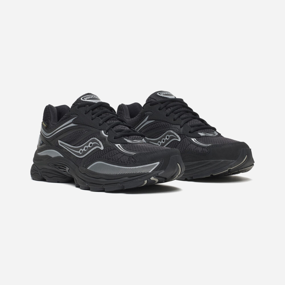 Saucony Progrid Omni 9 GTX Trainer - Black/Silver Saucony Progrid Omni 9 GTX Trainer - Black/Silver