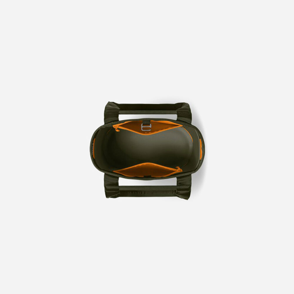 YETI Camino Carryall 20 - Olive/King Crab Orange YETI Camino Carryall 20 - Olive/King Crab Orange