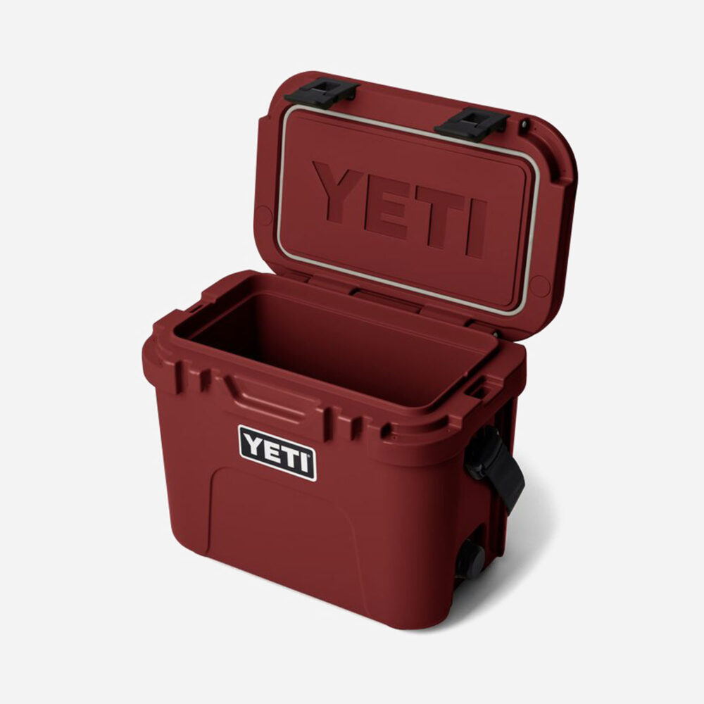 YETI Roadie 15 - Stag Red YETI Roadie 15 - Stag Red