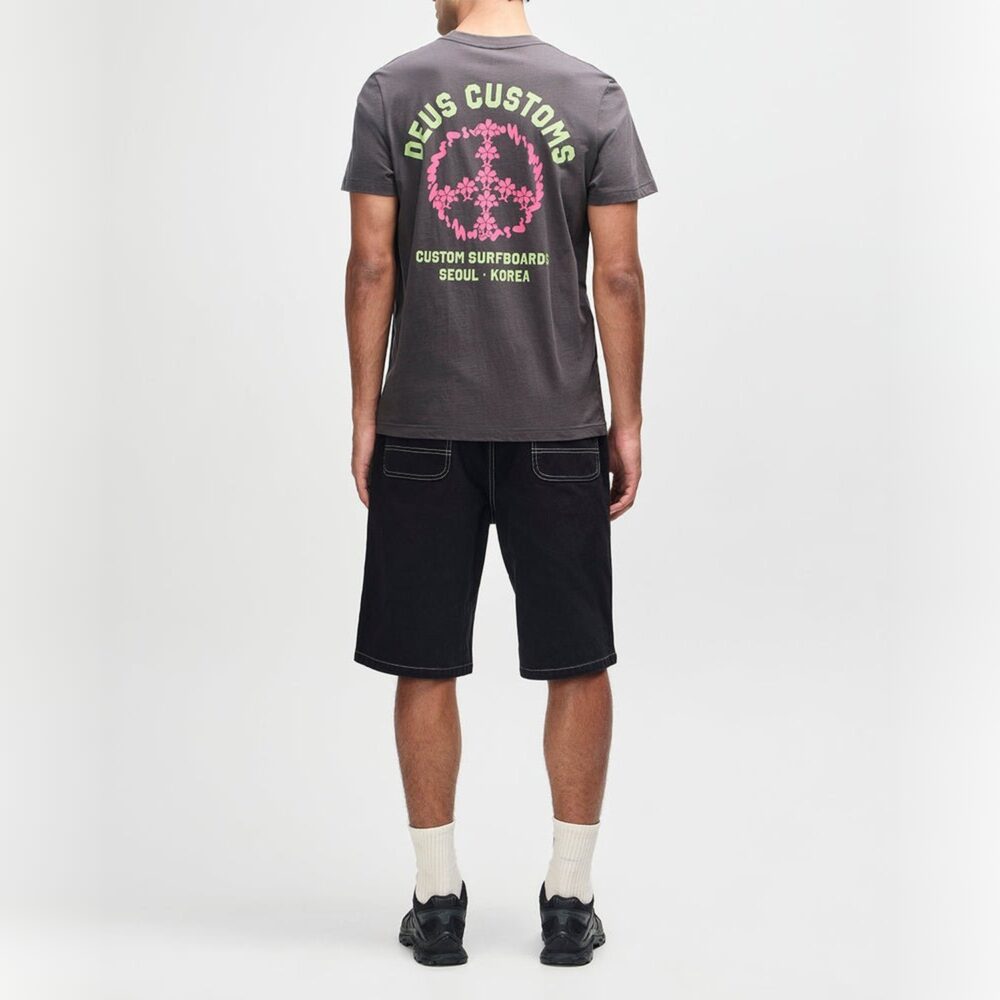 Deus Ex Machina Fancy Pansy Tee - Anthracite Deus Ex Machina Fancy Pansy Tee - Anthracite