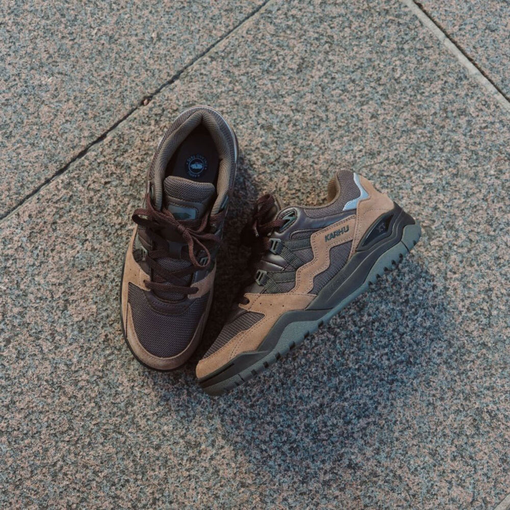 Karhu Fusion XT Trainer - Pine Bark/Scarab Karhu Fusion XT Trainer - Pine Bark/Scarab