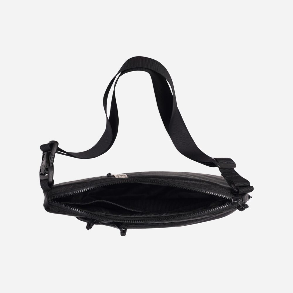Kavu Roam Sling Bag - Raven Kavu Roam Sling Bag - Raven
