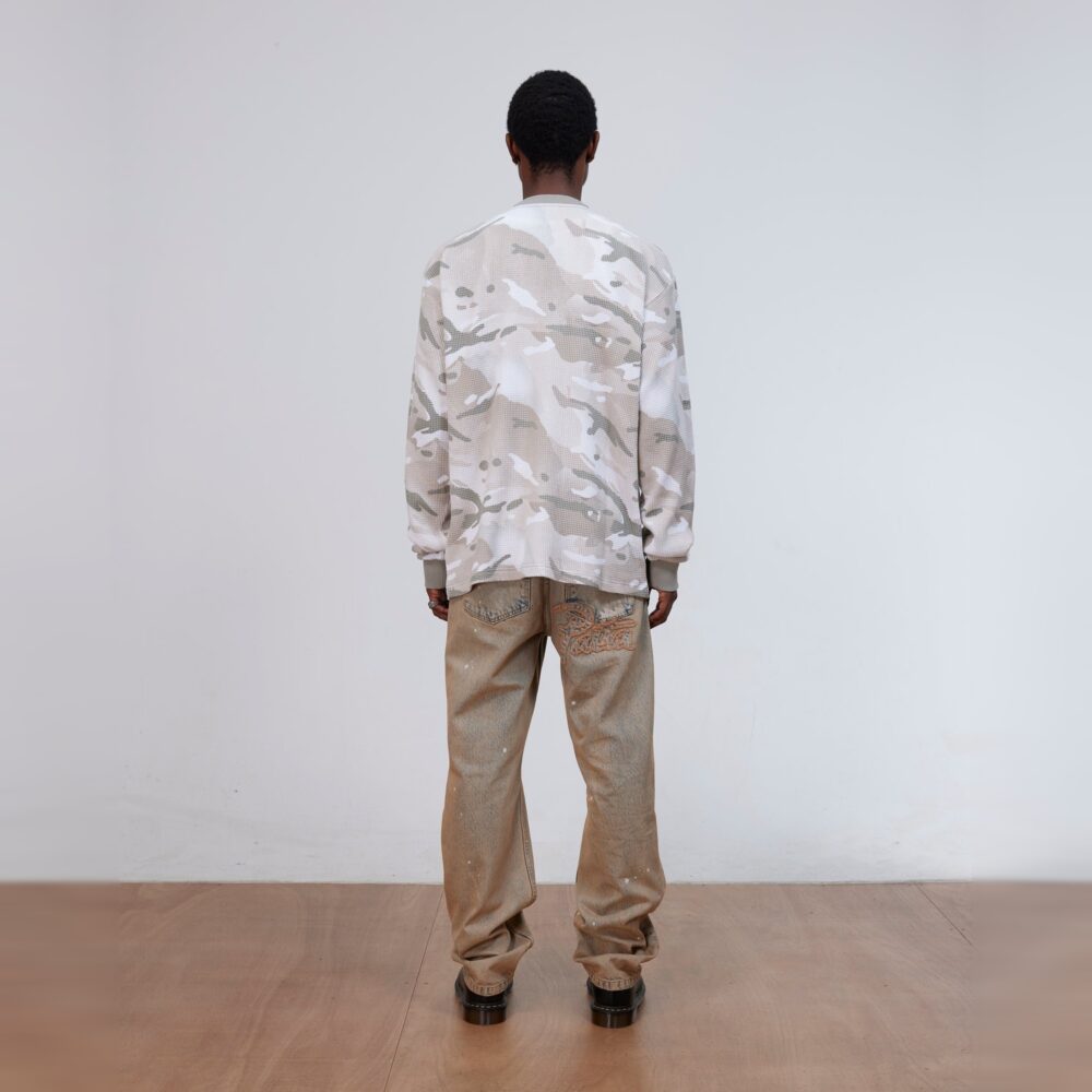 Patta Ghost Spray Camo Waffle Longsleeve Tee - Pussywillow Grey Patta Ghost Spray Camo Waffle Longsleeve Tee - Pussywillow Grey